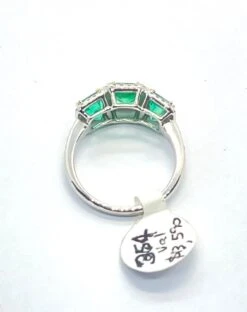 Unknown Natural Vivid 2 Carat Colombian Emerald Diamond Ring 18ct White Gold Valuation -Mode Bijouterie Magasin 0EEB4938 F9B3 4B56 90FB 60F208B6B36C 1 105 c master