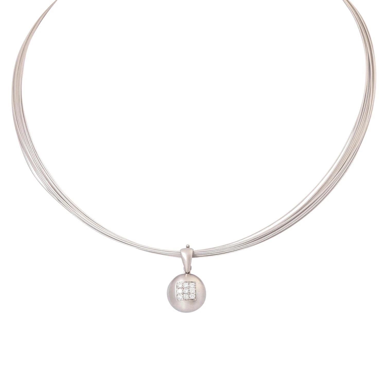 Unknown Jewelry Set Necklace And Pair Of Clip Earrings With Diamonds 4 Unknown Jewelry Set Necklace And Pair Of Clip Earrings With Diamonds – Image 2