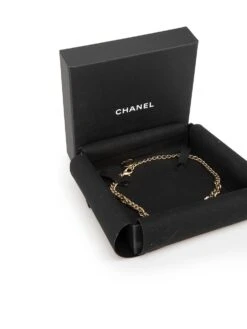 Chanel Women's Gold Tone 22S CC Logo Enamel Inlay Chain Necklace 11 Chanel Women's Gold Tone 22S CC Logo Enamel Inlay Chain Necklace -Mode Bijouterie Magasin 13301 8 48046 master