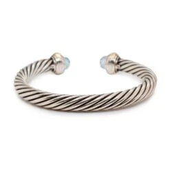 David Yurman Sterling Silver & 14K Yellow Gold Blue Topaz Cable Classic Bracelet 15 David Yurman Sterling Silver & 14K Yellow Gold Blue Topaz Cable Classic Bracelet -Mode Bijouterie Magasin 137024 3 master