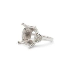 Unknown Ladies 14k White Gold Rectangular Semi Mount Engagement Ring 9 Unknown Ladies 14k White Gold Rectangular Semi Mount Engagement Ring -Mode Bijouterie Magasin 142648 03 master