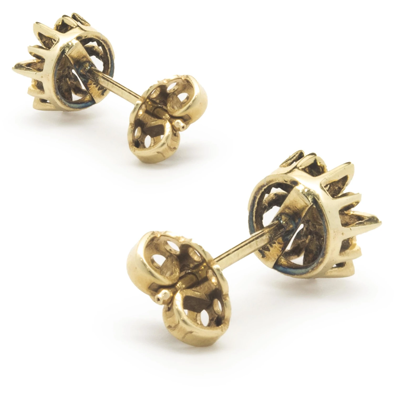 Unknown 14 Karat Yellow Gold Diamond Flower Stud Earrings 6 Unknown 14 Karat Yellow Gold Diamond Flower Stud Earrings – Image 4