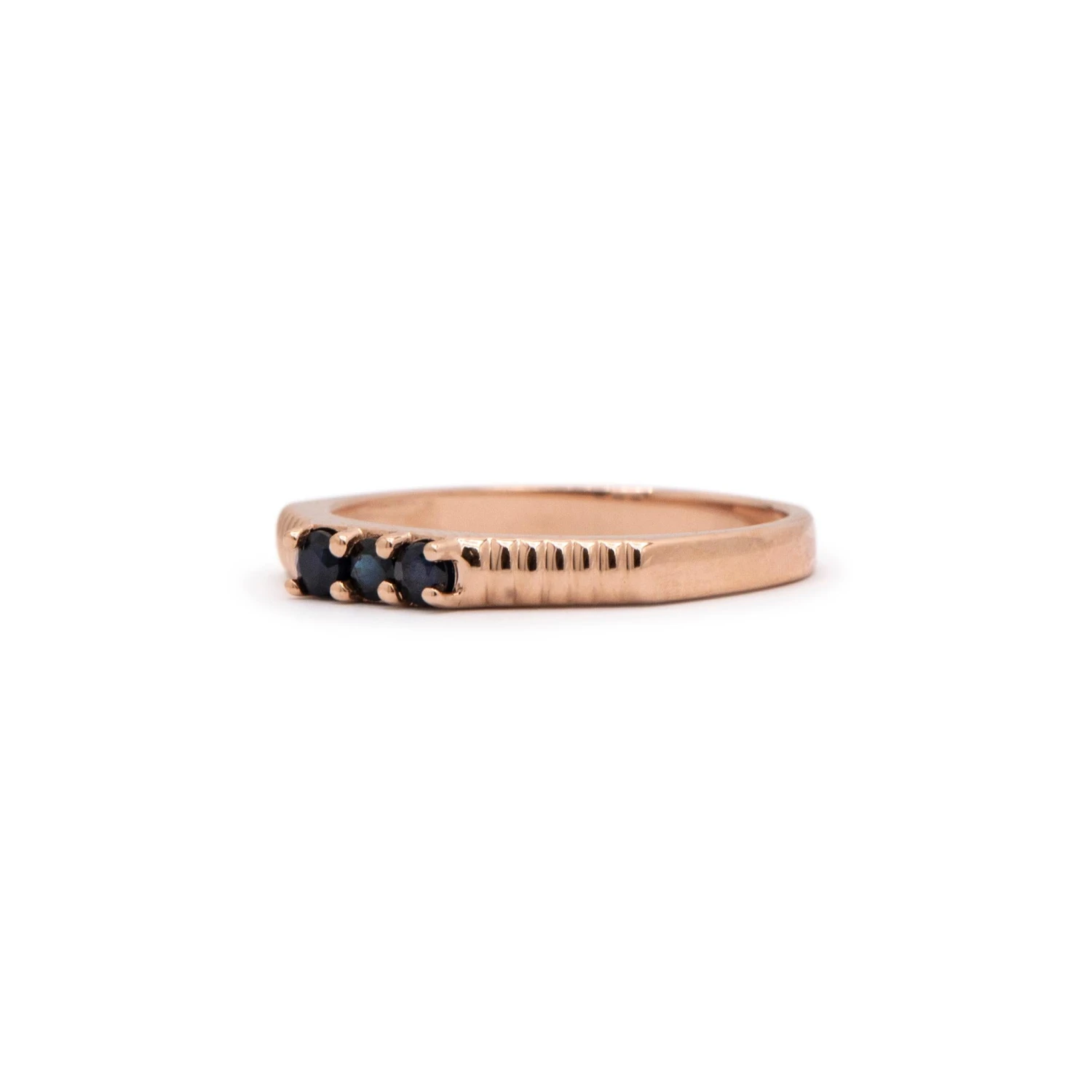 Unknown Ladies Vintage 14k Rose Gold Sapphire Cocktail Band Ring 5 Unknown Ladies Vintage 14k Rose Gold Sapphire Cocktail Band Ring – Image 3
