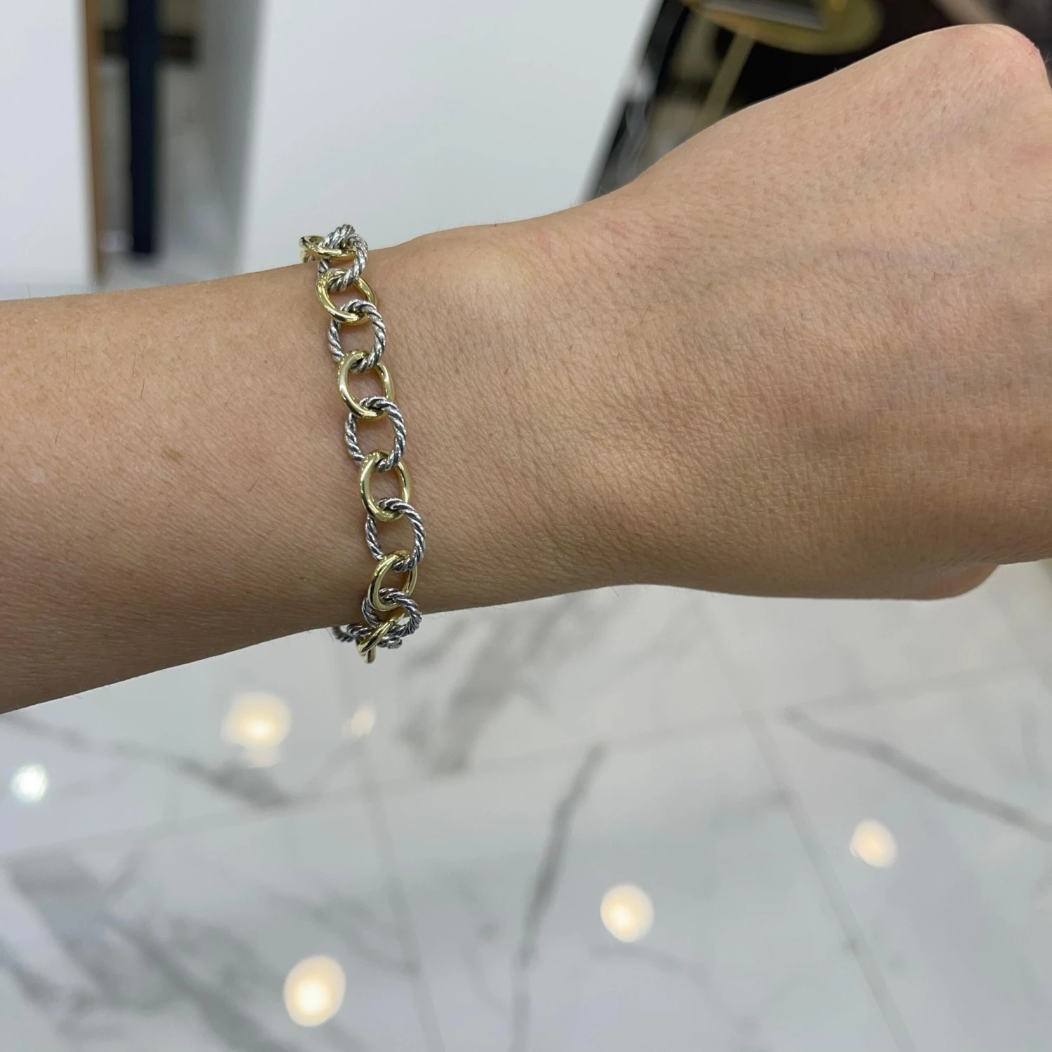 David Yurman 18k Yellow Gold & 925 Sterling Silver Oval Link Chain Bracelet 10 David Yurman 18k Yellow Gold & 925 Sterling Silver Oval Link Chain Bracelet – Image 8