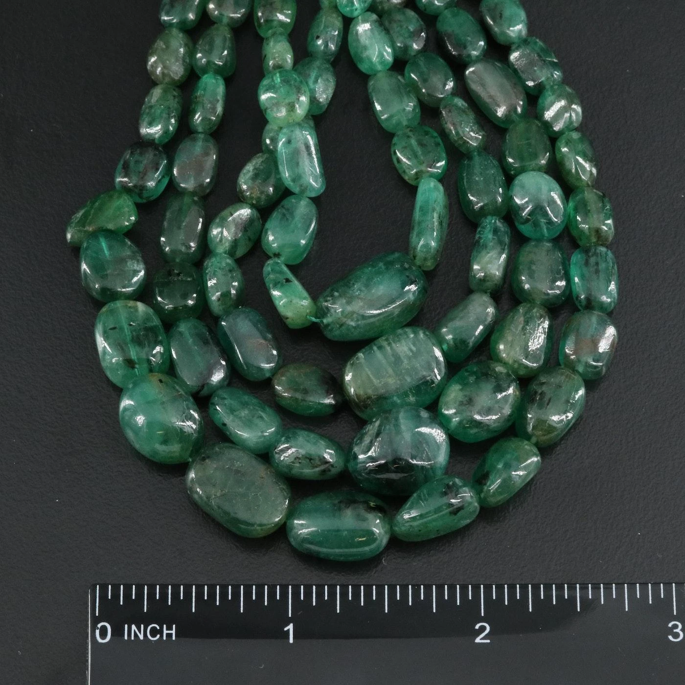 Unknown 450 Carats Of Earth Mined Emeralds Set In A 4 Strand Necklace 8 Unknown 450 Carats Of Earth Mined Emeralds Set In A 4 Strand Necklace – Image 6