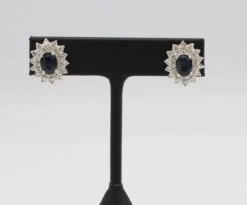 Unknown 14 Karat White Gold Natural Diamond & Blue Sapphire Halo Cluster Earrings 9 Unknown 14 Karat White Gold Natural Diamond & Blue Sapphire Halo Cluster Earrings -Mode Bijouterie Magasin 1E9A4C1B A0FA 4629 AF9B 2D176A570E69 master