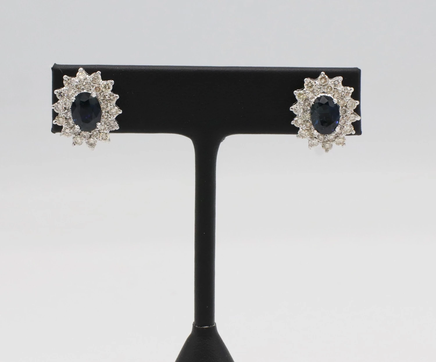 Unknown 14 Karat White Gold Natural Diamond & Blue Sapphire Halo Cluster Earrings 5 Unknown 14 Karat White Gold Natural Diamond & Blue Sapphire Halo Cluster Earrings – Image 3