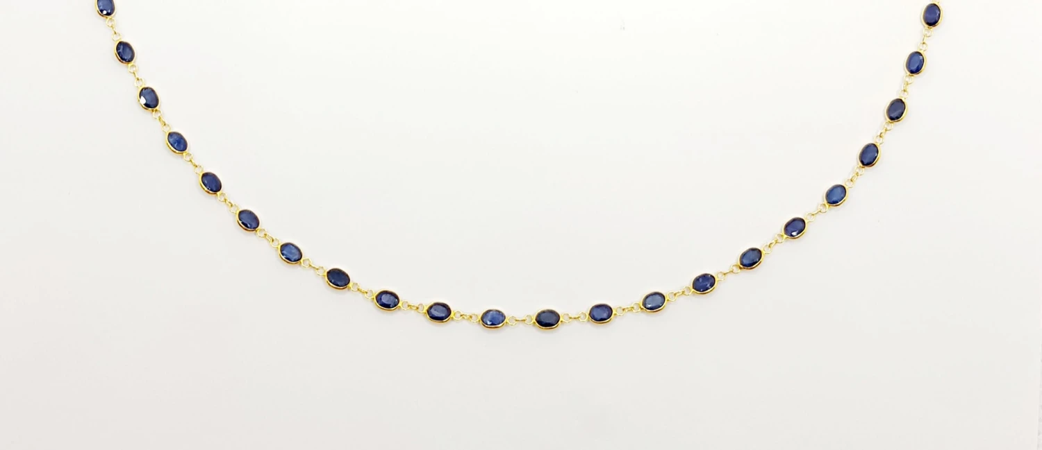 Unknown Blue Sapphire Necklace Set In 18 Karat Gold Settings 6 Unknown Blue Sapphire Necklace Set In 18 Karat Gold Settings – Image 4