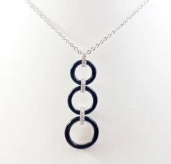 Unknown Onyx With Diamond Necklace Set In 18 Karat White Gold Settings 19 Unknown Onyx With Diamond Necklace Set In 18 Karat White Gold Settings -Mode Bijouterie Magasin 1 master 23