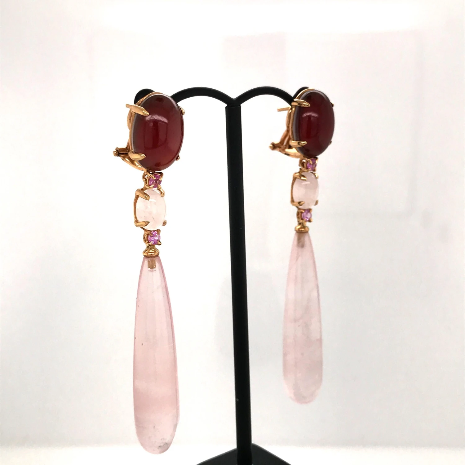 Unknown Garnet, Pink Topaz, Pink Quartz On Pink Gold 18 Karat Chandelier Earrings 6 Unknown Garnet, Pink Topaz, Pink Quartz On Pink Gold 18 Karat Chandelier Earrings – Image 4