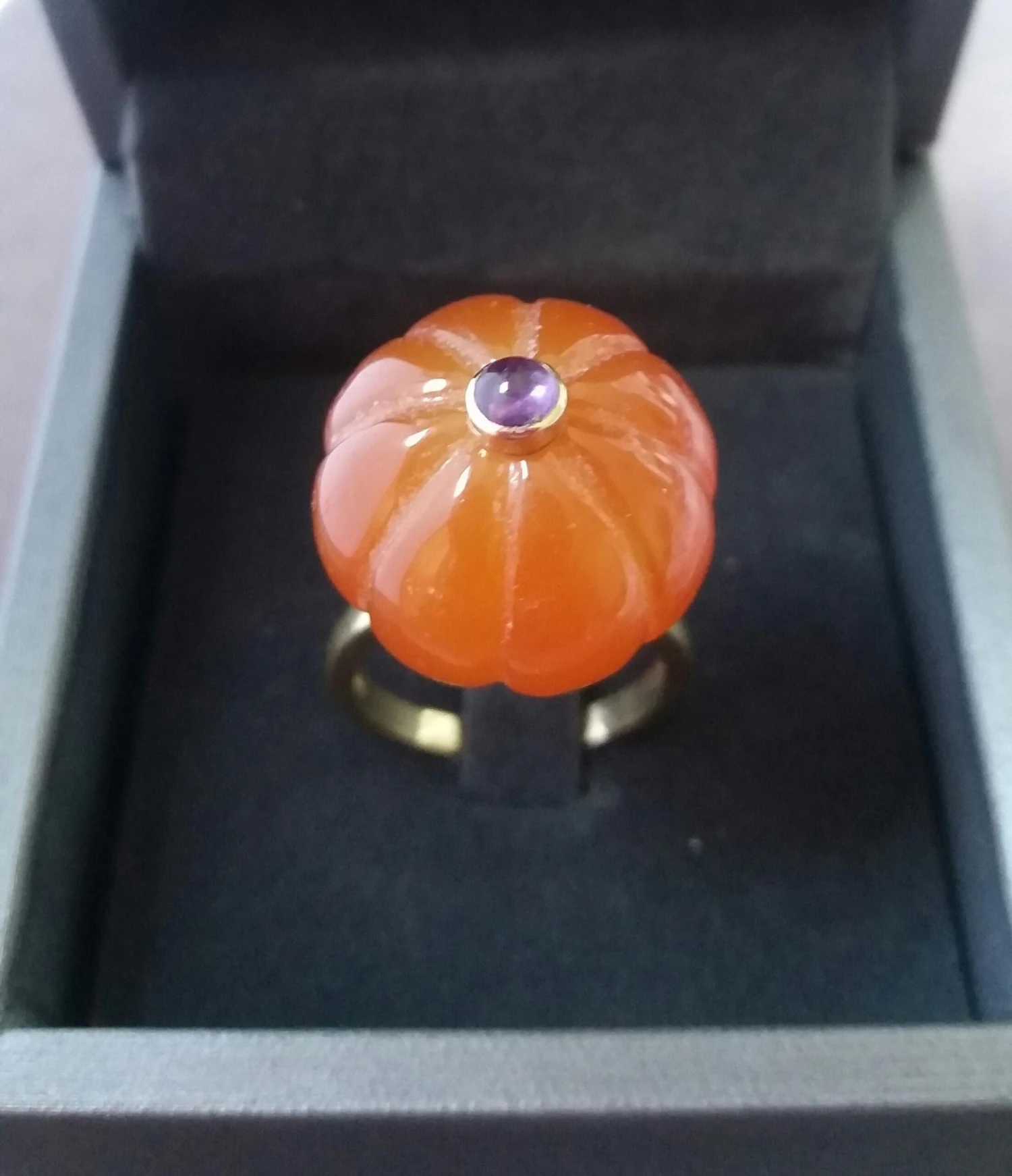 Carnelian Turban Fashion Ring Amethyst Cabochon 14 Karat Yellow Gold 11 Carnelian Turban Fashion Ring Amethyst Cabochon 14 Karat Yellow Gold – Image 9