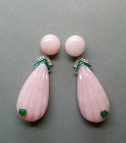 Carved Pink Opal Engraved Drops Emerald Diamonds Green Enamel Gold Earrings -Mode Bijouterie Magasin 20201031 171934 master