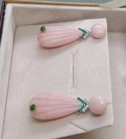 Carved Pink Opal Engraved Drops Emerald Diamonds Green Enamel Gold Earrings -Mode Bijouterie Magasin 20201031 173419 master