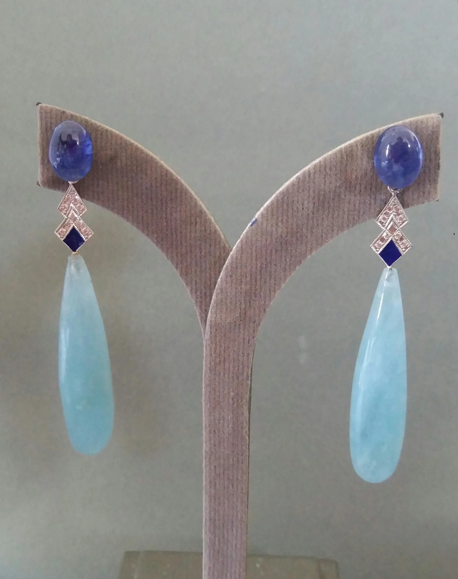 Art Deco Style Aquamarine Gold Diamonds Blue Sapphire Blue Enamel Drops Earrings 11 Art Deco Style Aquamarine Gold Diamonds Blue Sapphire Blue Enamel Drops Earrings – Image 9