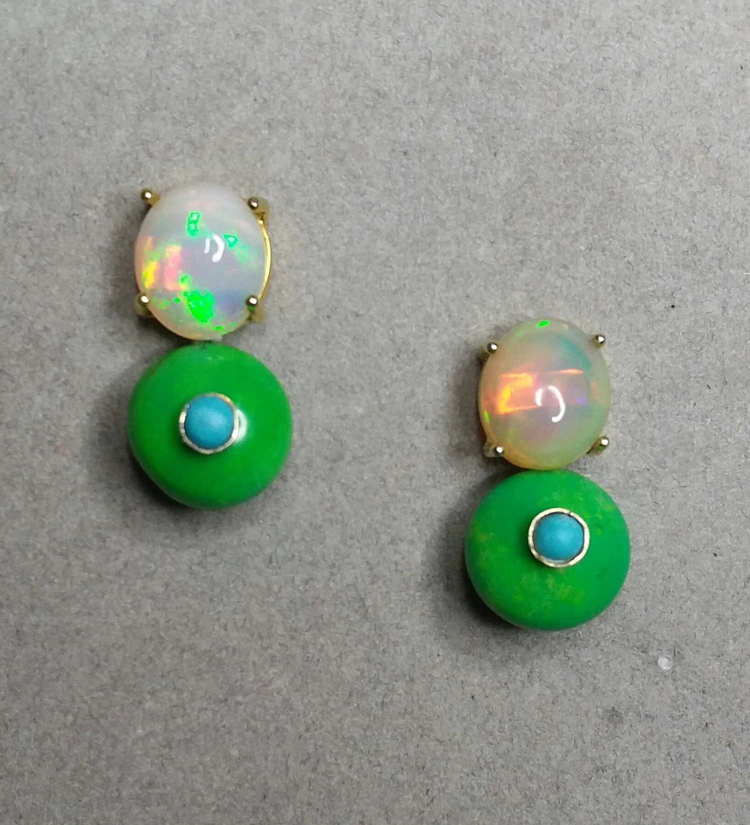 Solid Opal Cabochons Turkmenistan Green Turquoise Blue Turquoise Gold Earrings 4 Solid Opal Cabochons Turkmenistan Green Turquoise Blue Turquoise Gold Earrings – Image 2