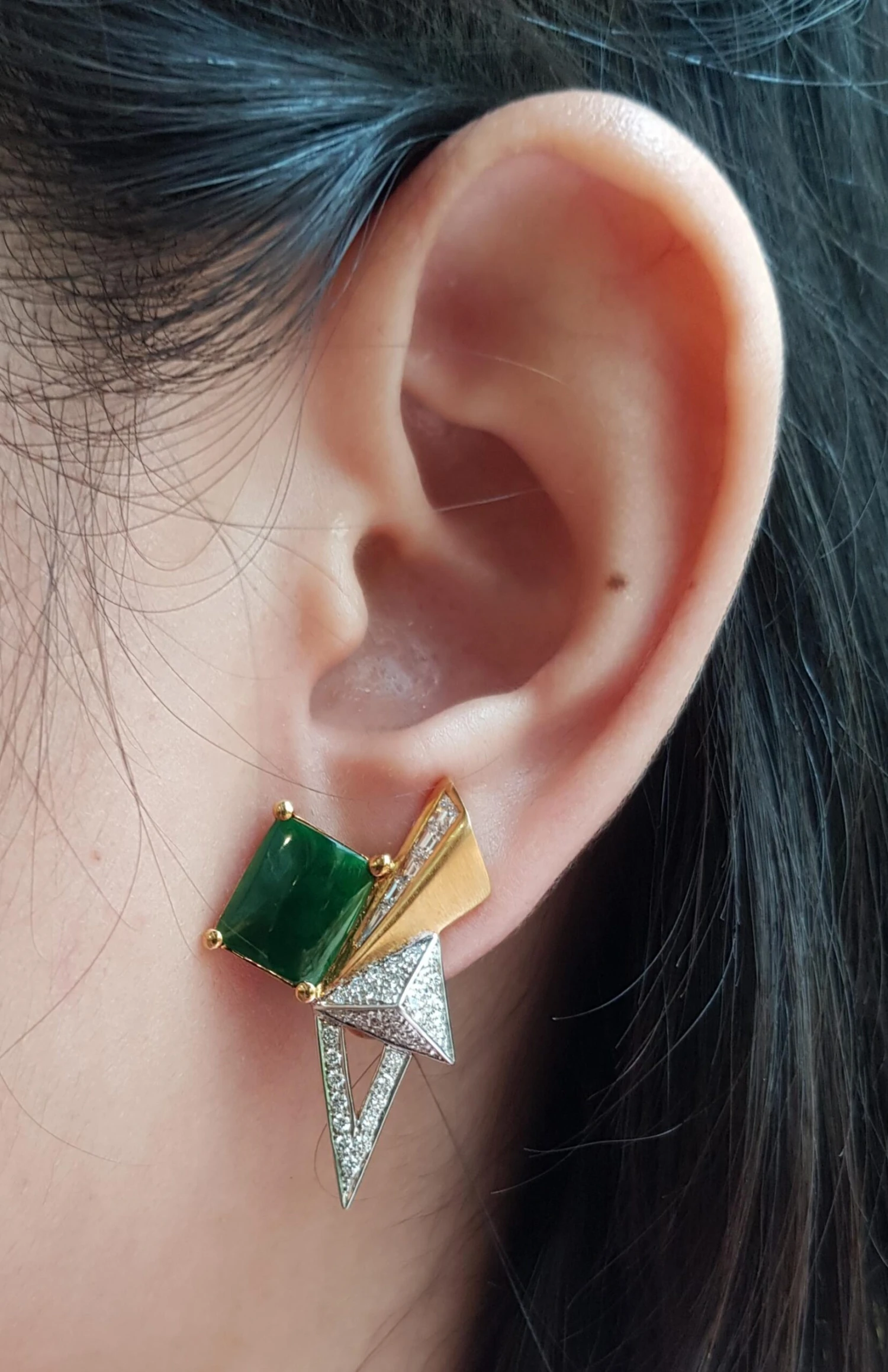 Jade With Diamond Origami Earrings Set In 18 Karat Gold 4 Jade With Diamond Origami Earrings Set In 18 Karat Gold – Image 2