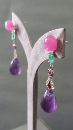 Art Deco Style Rubies Emeralds Gold Red Enamels Diamonds Amethyst Drop Earrings -Mode Bijouterie Magasin 20210415 234430 master
