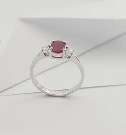 Unknown Ruby With Diamond Ring Set In 18 Karat White Gold Settings -Mode Bijouterie Magasin 20220124 113250 master