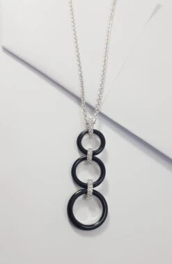Unknown Onyx With Diamond Necklace Set In 18 Karat White Gold Settings 21 Unknown Onyx With Diamond Necklace Set In 18 Karat White Gold Settings -Mode Bijouterie Magasin 20220302 130252 master