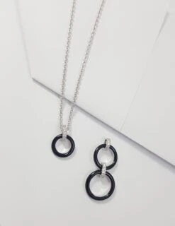 Unknown Onyx With Diamond Necklace Set In 18 Karat White Gold Settings 24 Unknown Onyx With Diamond Necklace Set In 18 Karat White Gold Settings -Mode Bijouterie Magasin 20220302 130353 master
