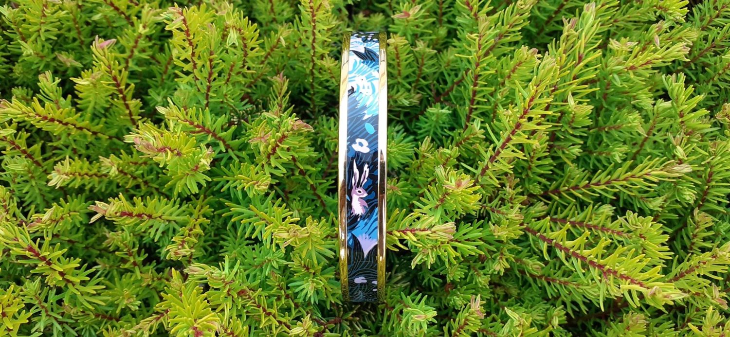 Hermès Enamel Bracelet Dans Un Jardin Anglais Shirley Rosé Ghw Size 70 GM 8 Hermès Enamel Bracelet Dans Un Jardin Anglais Shirley Rosé Ghw Size 70 GM – Image 6