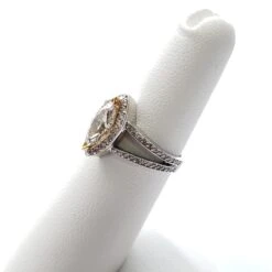 14k Two-Tone 1.34Carat Marquise-Cut Diamond Halo Engagement Ring 15 14k Two-Tone 1.34Carat Marquise-Cut Diamond Halo Engagement Ring -Mode Bijouterie Magasin 20230609 1686354073665 master