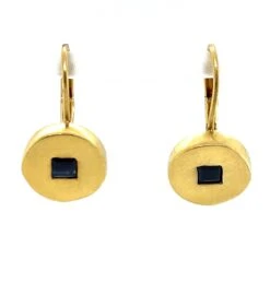 Robin Rotenier 18 Karat Satin Yellow Gold Drop Earrings W Sapphire 12 Robin Rotenier 18 Karat Satin Yellow Gold Drop Earrings W Sapphire -Mode Bijouterie Magasin 2023 02 09 09 02 36 master