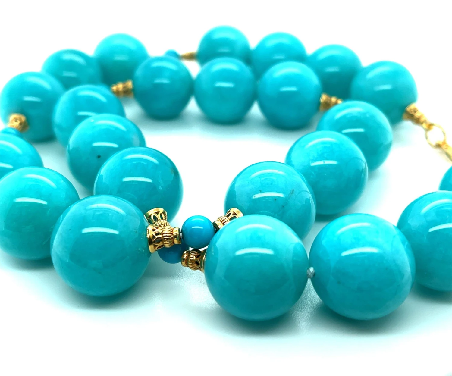 Amazonite And Turquoise Beaded Necklace With Yellow Gold Accents 4 Amazonite And Turquoise Beaded Necklace With Yellow Gold Accents – Image 2