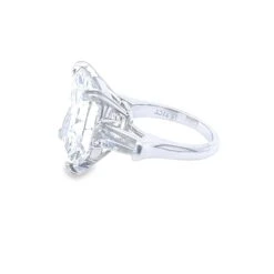 David Rosenberg 15.71 Carat Cushion GIA 3 Stone Diamond Engagement Ring -Mode Bijouterie Magasin 2023 03 27 17 05 03 8 master