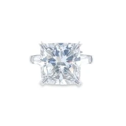 David Rosenberg 15.71 Carat Cushion GIA 3 Stone Diamond Engagement Ring -Mode Bijouterie Magasin 2023 03 27 17 05 59 11 master