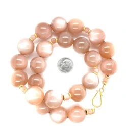 Peach Moonstone Beaded Necklace With Yellow Gold Clasp 13 Peach Moonstone Beaded Necklace With Yellow Gold Clasp -Mode Bijouterie Magasin 2023 04 05 13 41 16 5 master