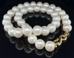 White Freshwater Pearl Necklace With Yellow Gold Clasp 14 White Freshwater Pearl Necklace With Yellow Gold Clasp -Mode Bijouterie Magasin 2023 04 18 11 59 47 3 master