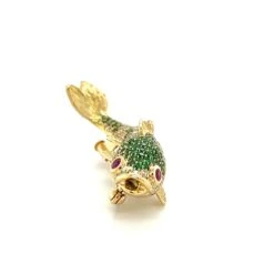 Fancy Diamond & Green Garnet 18k Fish Yellow Gold Brooch 10 Fancy Diamond & Green Garnet 18k Fish Yellow Gold Brooch -Mode Bijouterie Magasin 2023 05 31 14 13 30 2 master