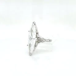 Louis Newman & Co GIA Certified 7.57 Carat Marquise Cut Diamond Three Stone Ring 14 Louis Newman & Co GIA Certified 7.57 Carat Marquise Cut Diamond Three Stone Ring -Mode Bijouterie Magasin 2023 06 15 12 10 56 master