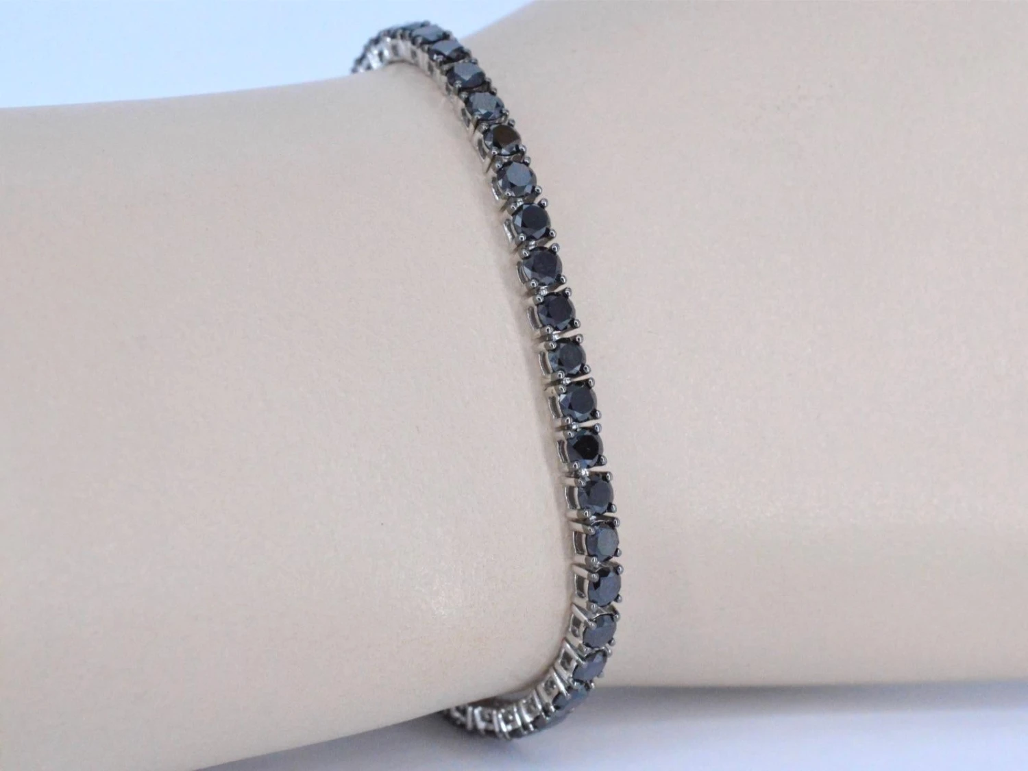 Unknown White Gold Tennis Bracelet Set With Black Diamonds 4 Unknown White Gold Tennis Bracelet Set With Black Diamonds – Image 2