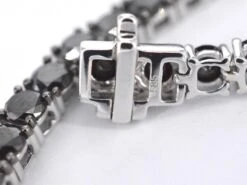 Unknown White Gold Tennis Bracelet Set With Black Diamonds 15 Unknown White Gold Tennis Bracelet Set With Black Diamonds -Mode Bijouterie Magasin 2115 6 master