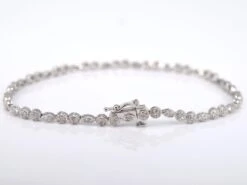Unknown White Gold Tennis Bracelet With Diamonds 1.10 Carat 11 Unknown White Gold Tennis Bracelet With Diamonds 1.10 Carat -Mode Bijouterie Magasin 2151 3 master