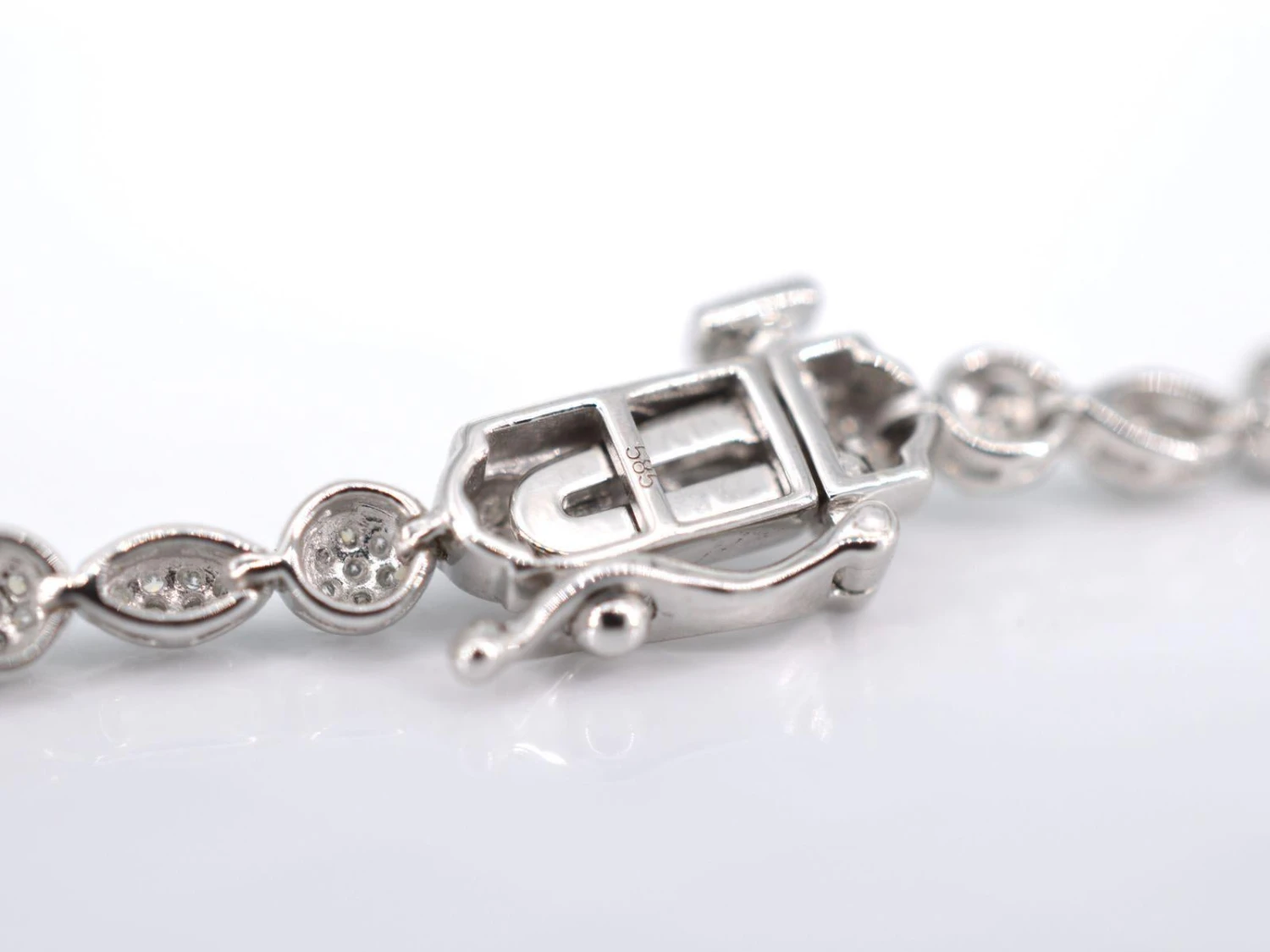 Unknown White Gold Tennis Bracelet With Diamonds 1.10 Carat 8 Unknown White Gold Tennis Bracelet With Diamonds 1.10 Carat – Image 6