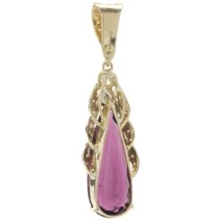 Unknown 14 Karat Yellow Gold Rhodolite Garnet And Diamond Freeform Pendant 8 Unknown 14 Karat Yellow Gold Rhodolite Garnet And Diamond Freeform Pendant -Mode Bijouterie Magasin 230 521 3 master