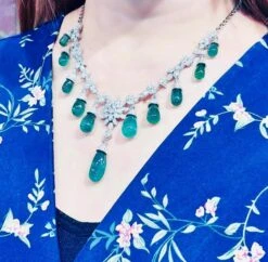 Gorgeous Ct 78, 80 Of Zambia Emeralds And Diamonds On Necklace In Gold -Mode Bijouterie Magasin 254F17C3 BF97 4E90 9429 9786BFAD2D2C master
