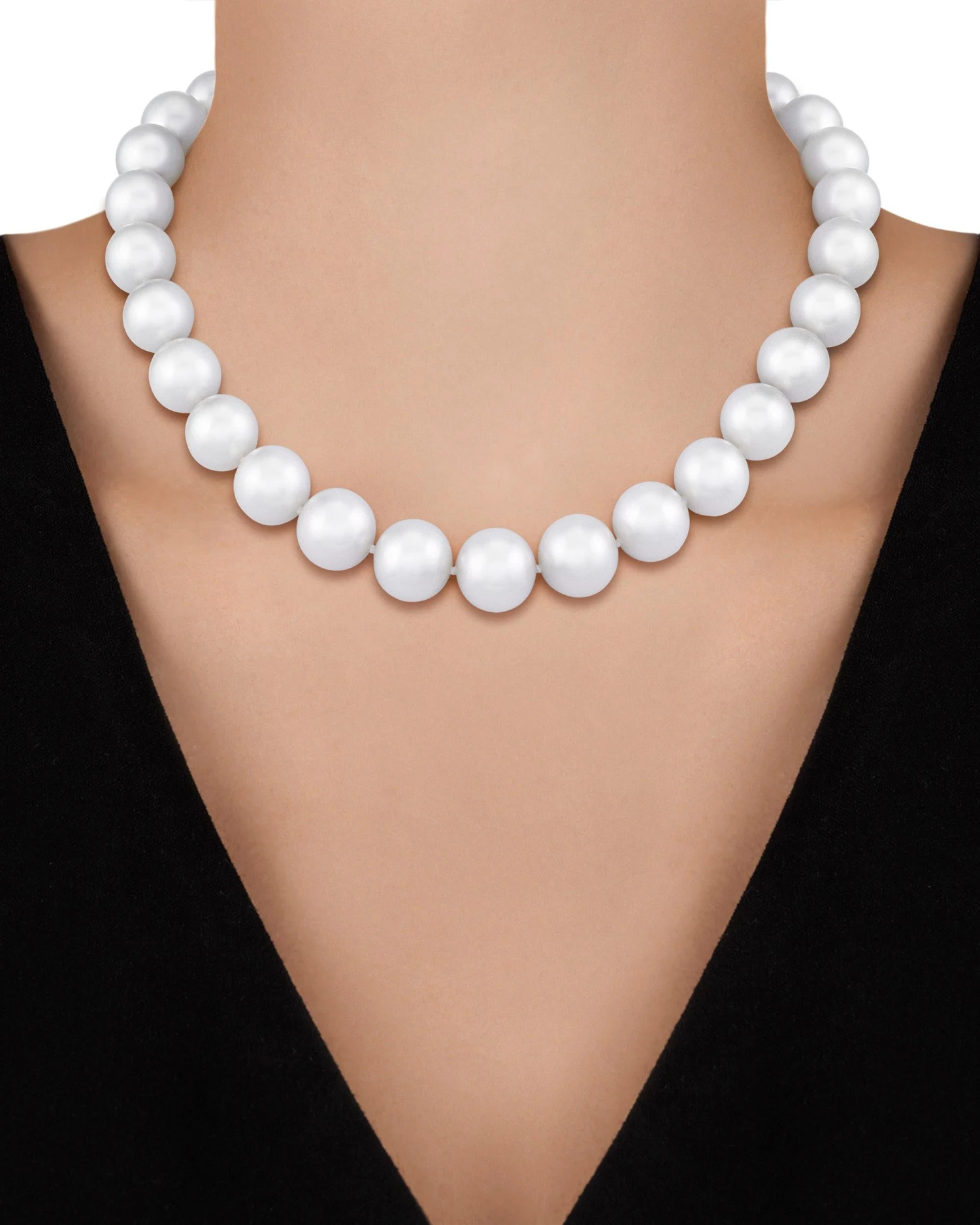 Unknown South Sea Pearl Necklace 6 Unknown South Sea Pearl Necklace – Image 4