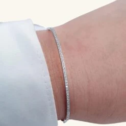 Unknown Bracelet Demi-rivière De Diamants En Or 18 Carats 17 Unknown Bracelet Demi-rivière De Diamants En Or 18 Carats -Mode Bijouterie Magasin 33 master 1