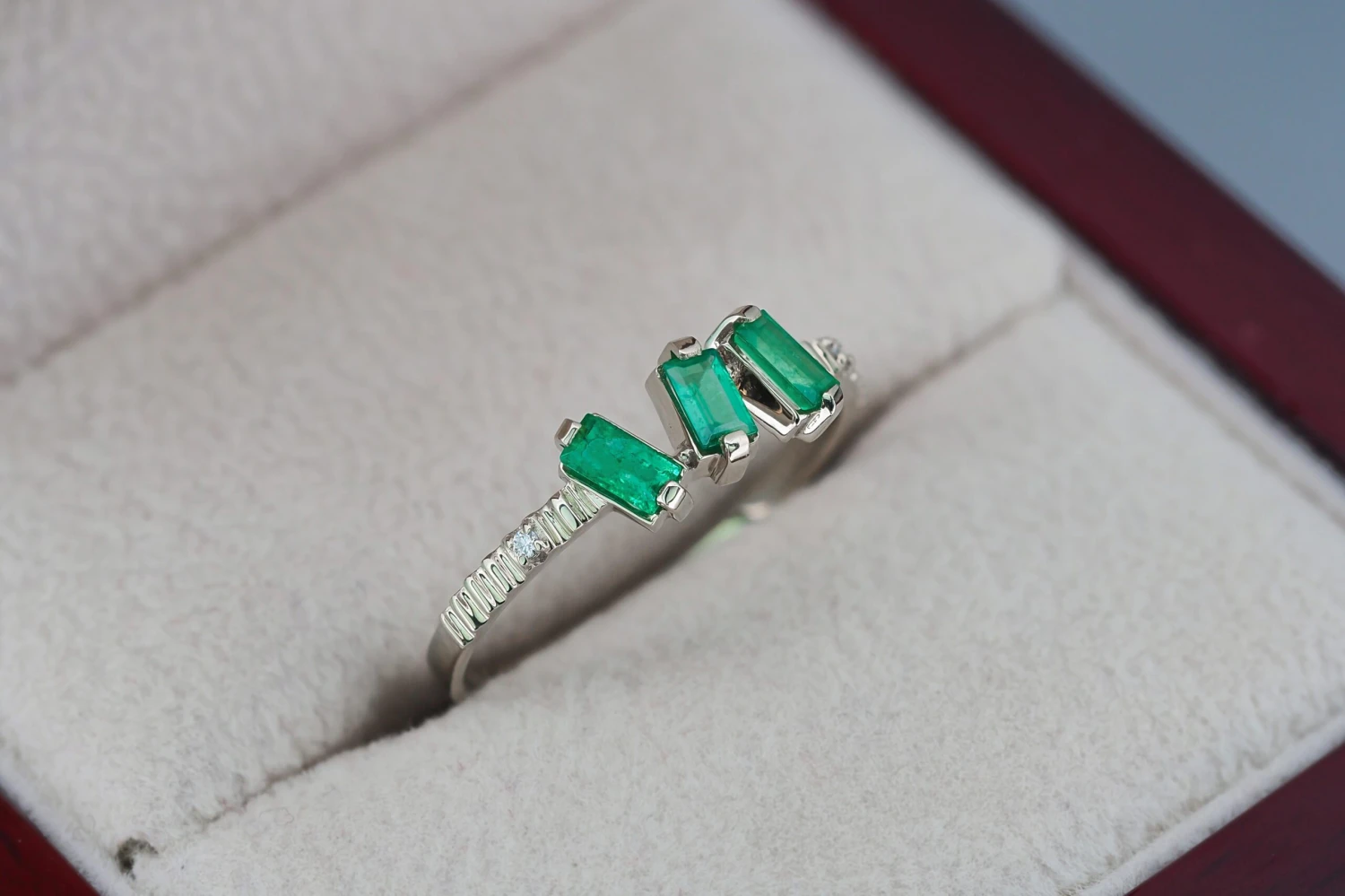 Baguette Emeralds And Diamonds 14k Gold Ring. 3 Gemstone Ring. 8 Baguette Emeralds And Diamonds 14k Gold Ring. 3 Gemstone Ring. – Image 6