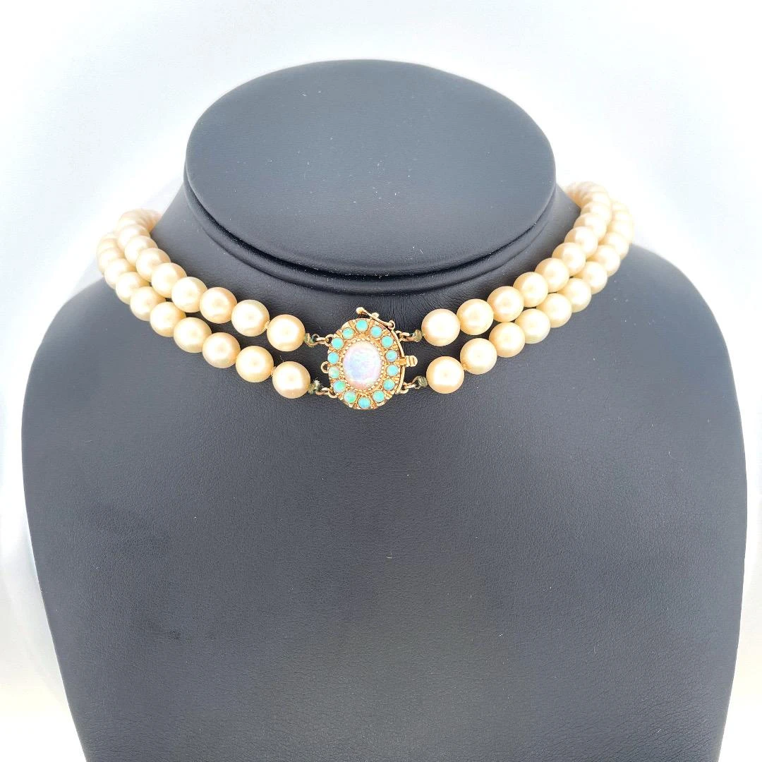 Unknown Elegant 14Karat Yellow Gold Cultured Pearl Necklace With Oval Clasp 7 Unknown Elegant 14Karat Yellow Gold Cultured Pearl Necklace With Oval Clasp – Image 5