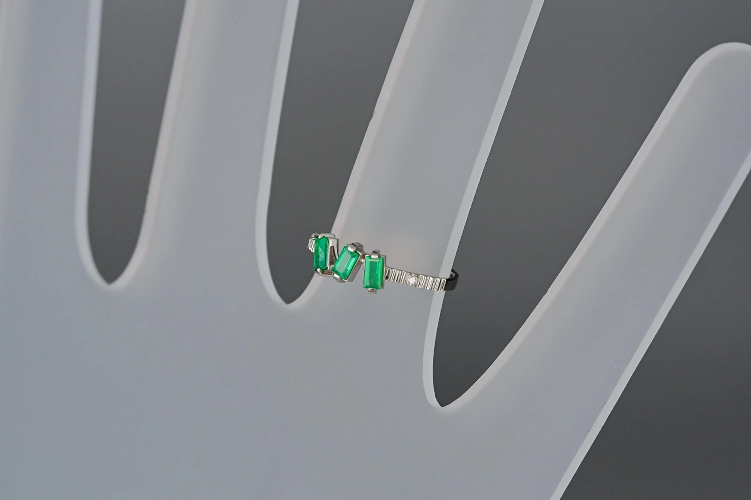 Baguette Emeralds And Diamonds 14k Gold Ring. 3 Gemstone Ring. 11 Baguette Emeralds And Diamonds 14k Gold Ring. 3 Gemstone Ring. – Image 9