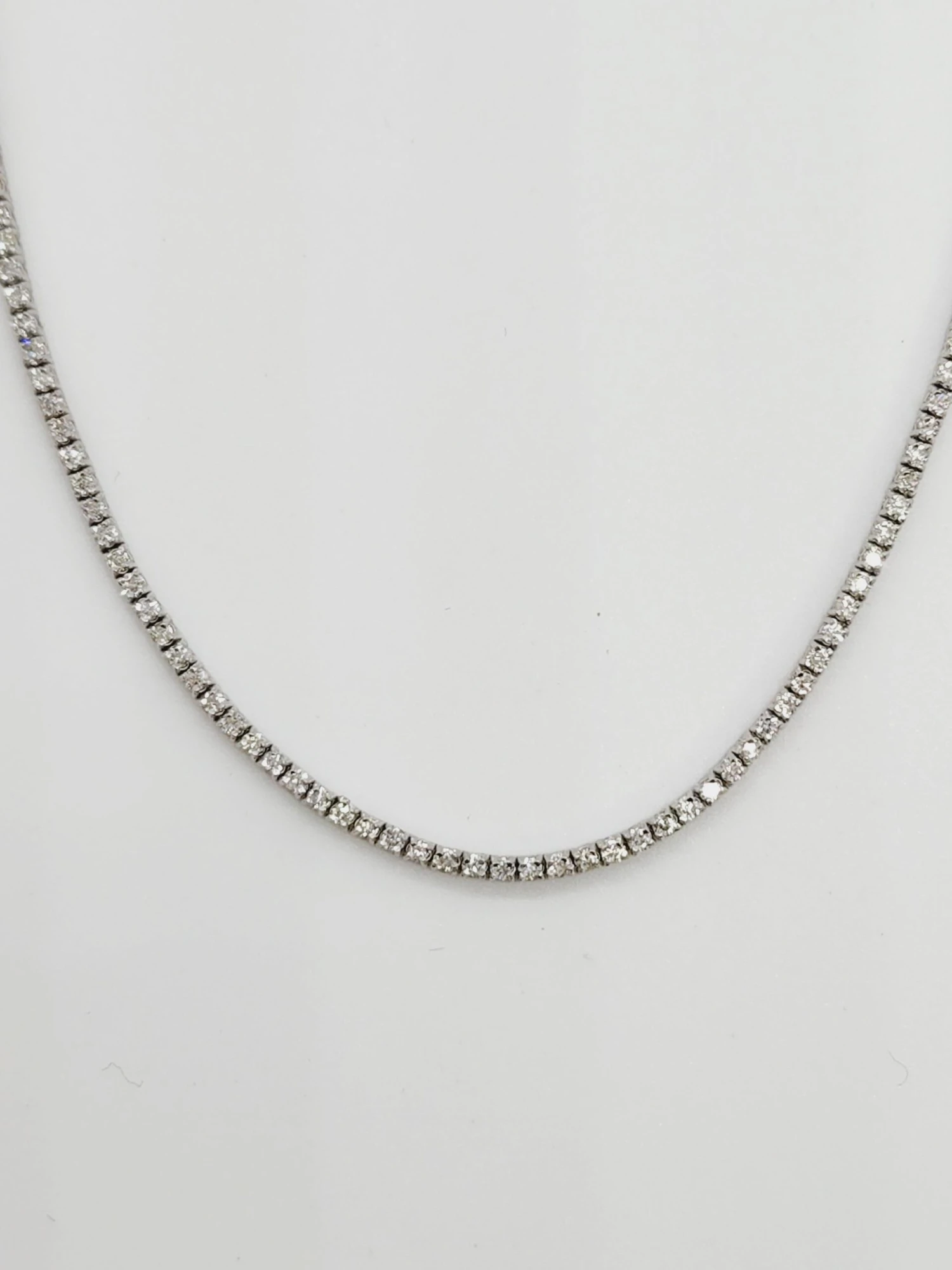 3.10 Carat Round Brilliant Cut Diamond Tennis Necklace 14 Karat White Gold 4 3.10 Carat Round Brilliant Cut Diamond Tennis Necklace 14 Karat White Gold – Image 2