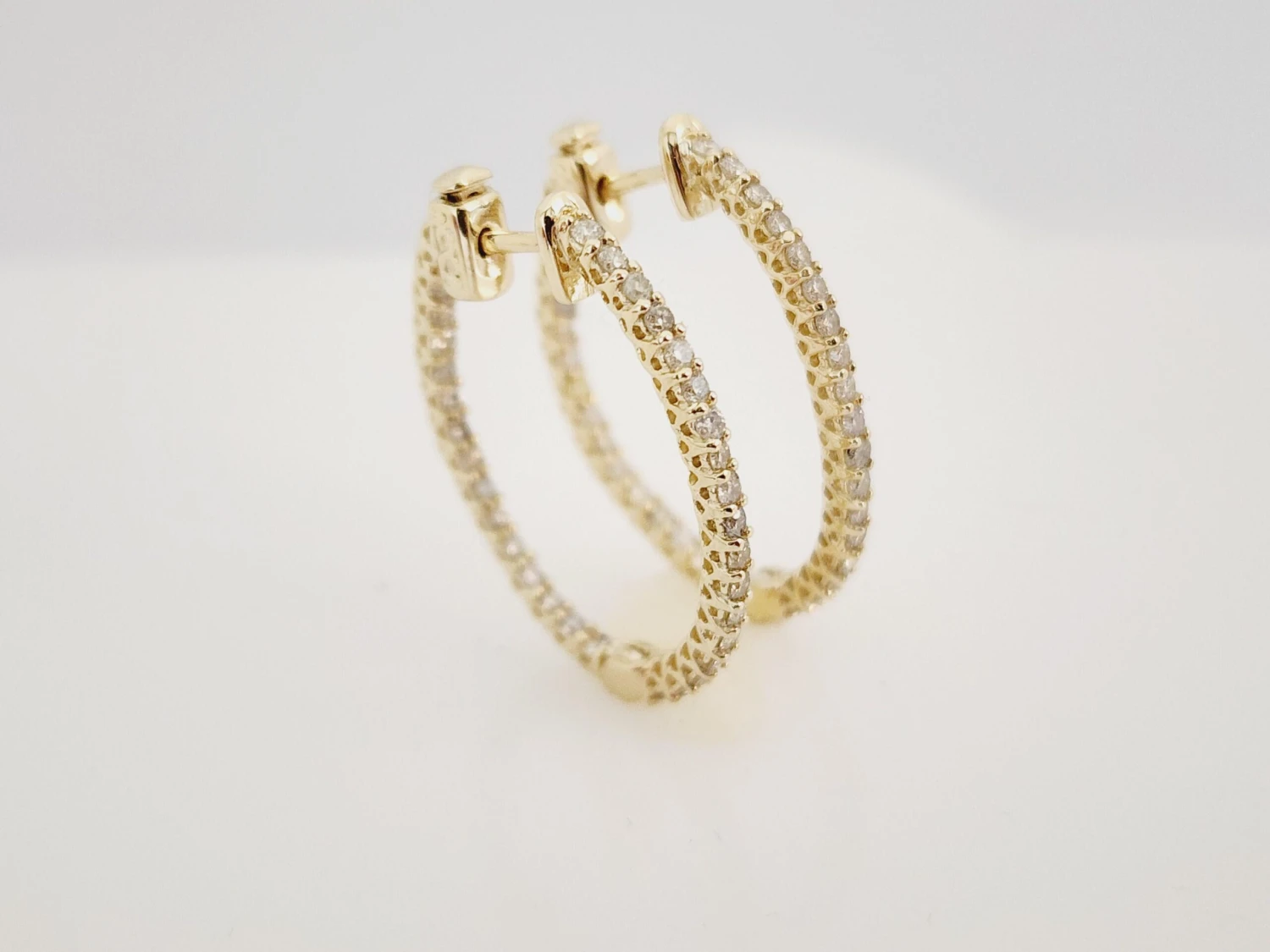 1.30 Carat Diamond Oval Hoops Earrings 14 Karat Yellow Gold 4 1.30 Carat Diamond Oval Hoops Earrings 14 Karat Yellow Gold – Image 2