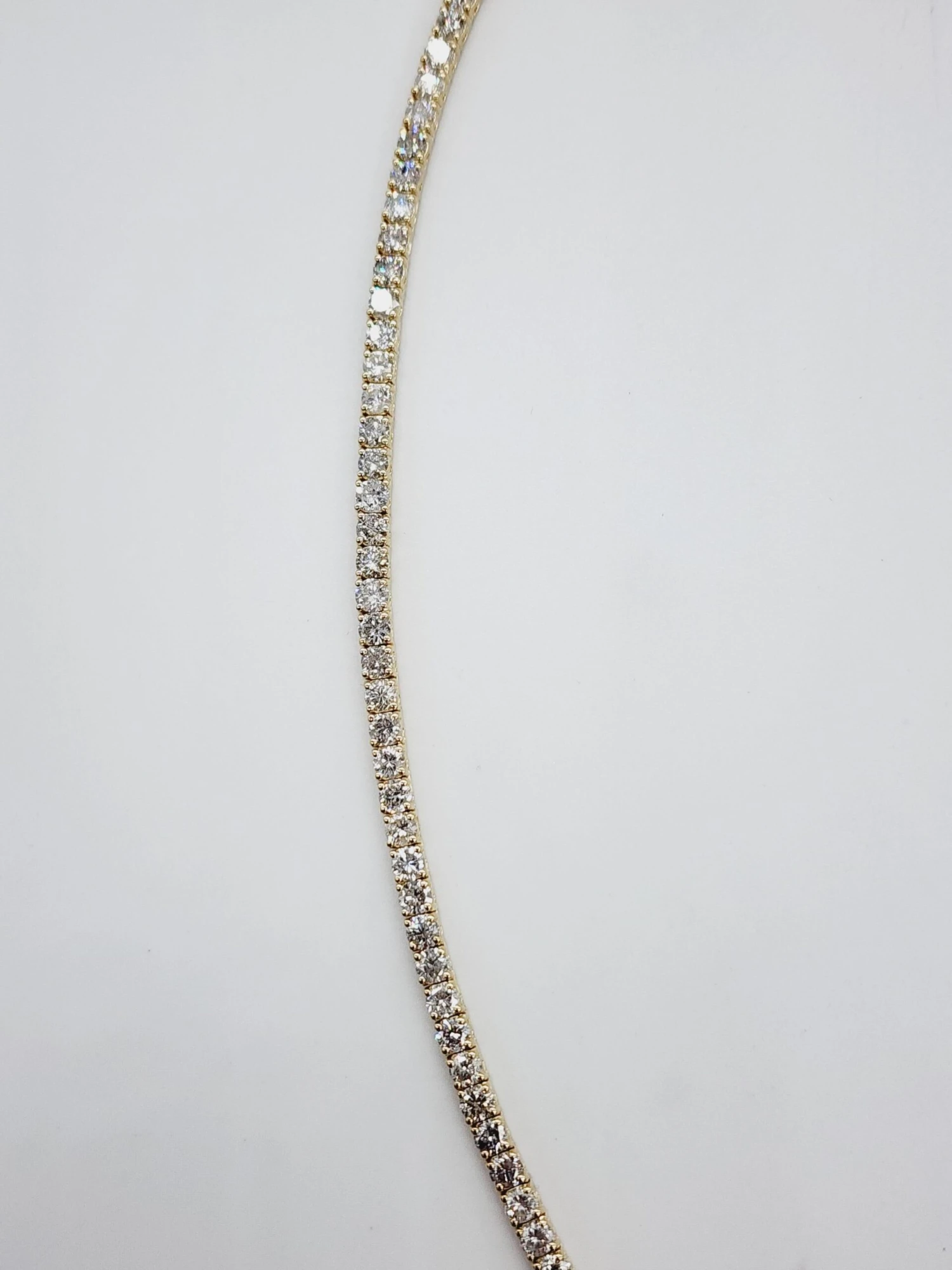 19.80 Carat Round Brilliant Cut Diamond Tennis Necklace 14 Karat Yellow Gold 9 19.80 Carat Round Brilliant Cut Diamond Tennis Necklace 14 Karat Yellow Gold – Image 7
