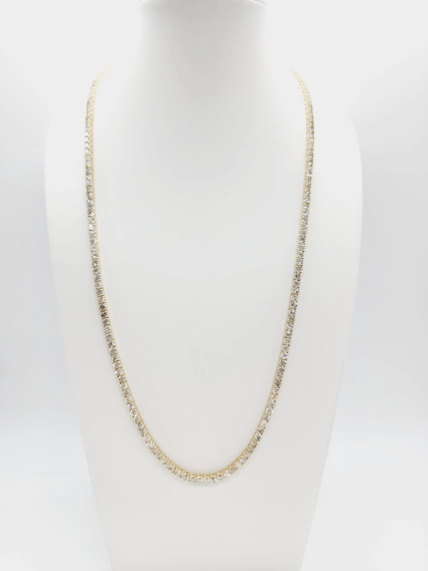 19.80 Carat Round Brilliant Cut Diamond Tennis Necklace 14 Karat Yellow Gold 4 19.80 Carat Round Brilliant Cut Diamond Tennis Necklace 14 Karat Yellow Gold – Image 2