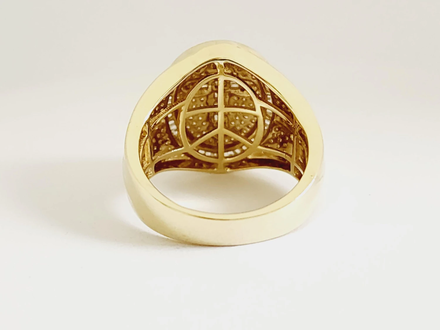 1.07 Carat Natural Diamond 14 Karat Yellow Gold Cross Ring 5 1.07 Carat Natural Diamond 14 Karat Yellow Gold Cross Ring – Image 3